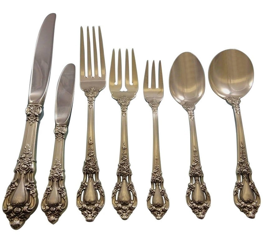 Lunt Eloquence Sterling Silver 63 Piece Flatware Service for 8 (1 of 12)