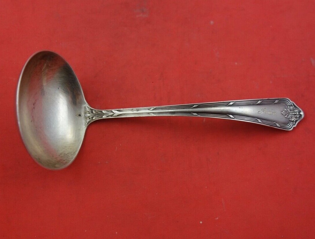 Watson Rochambeau Sterling Silver Gravy Ladle 6 Inch Monogrammed: Watson Rochambeau Sterling Silver Gravy Ladle 6 Inch Monogrammed Discover the elegance of the Rochambeau by Watson Sterling Silver Gravy Ladle, measuring 6 inches. Crafted between 1900 and 1940, this