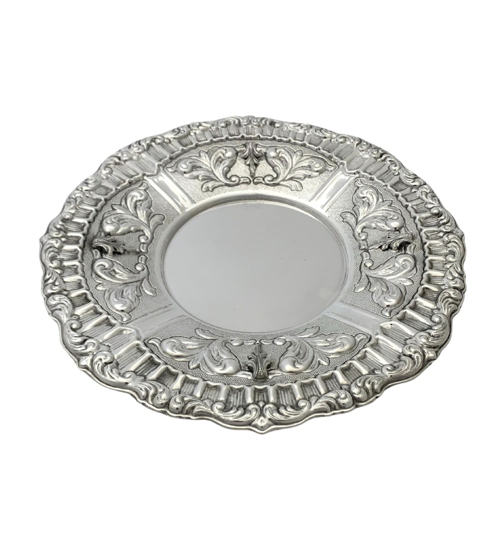 Handmade 925 Sterling Silver Round Tray Chased Leaf Swirl Design (1 of 3)