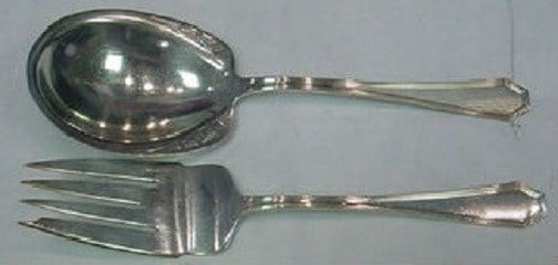 Dominick & Haff Queen Anne Plain Sterling Silver Salad Serving Set 2pc: Dominick & Haff Queen Anne Plain Sterling Silver Salad Serving Set 2pc Enhance your dining experience with this exquisite 2-piece salad serving set from Dominick and Haff, featuring the elegant Queen 