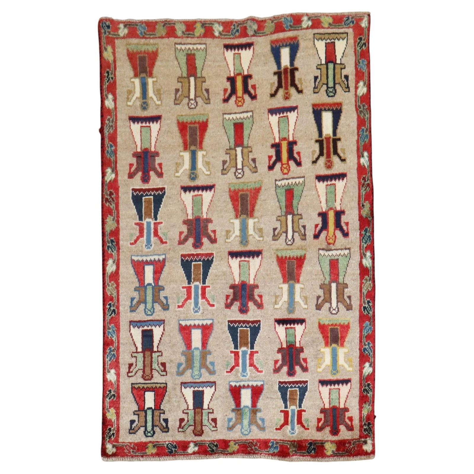Persian Gabbeh Wool Rug Agra Style 3'3 x 5'2 Late 20th Century: Persian Gabbeh Wool Rug Agra Style 3'3 x 5'2 Late 20th Century This Persian Gabbeh rug from the late 20th century features a colorful design and is crafted from wool. It measures 3'3'' x 5'2'' and is 