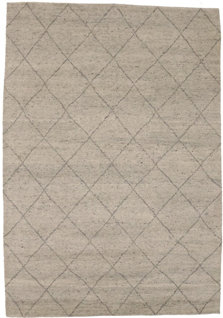 Handmade Moroccan Geometric Wool Rug 6'3 x 8'11 Modern Decor: Handmade Moroccan Geometric Wool Rug 6'3 x 8'11 Modern Decor Elevate your space with this exquisite 6'3" x 8'11" handmade Moroccan Oriental rug, showcasing a stunning geometric design. Crafted with ca