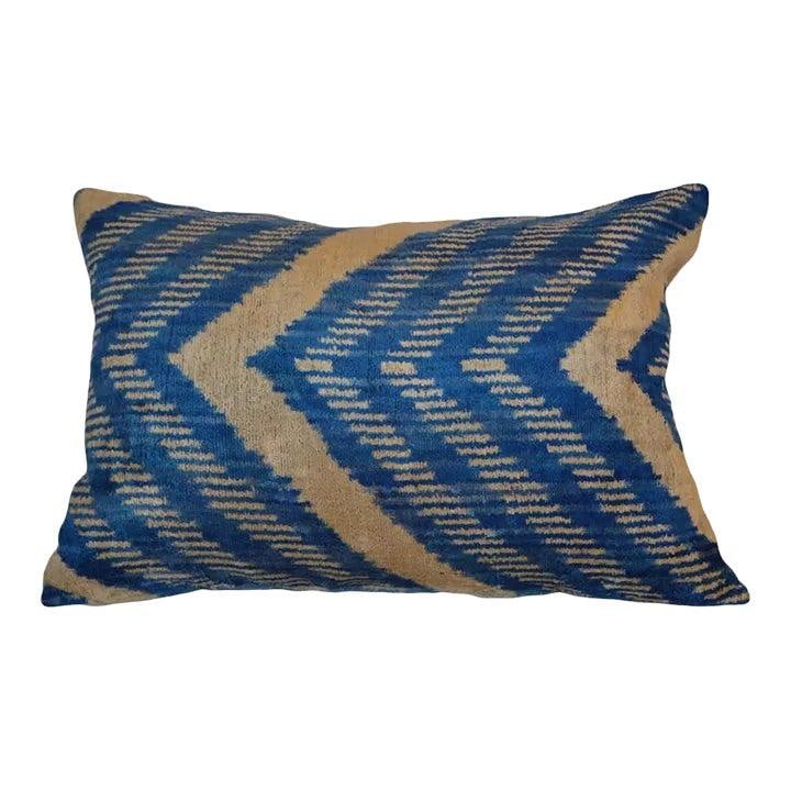 Handcrafted Ikat Velvet Silk Pillow With Linen Backing and Feather Insert: Handcrafted Ikat Velvet Silk Pillow With Linen Backing and Feather Insert This hand-made pillow cushion features a silk Uzbek Ikat velvet front, complemented by a natural linen backing and a hidden zi