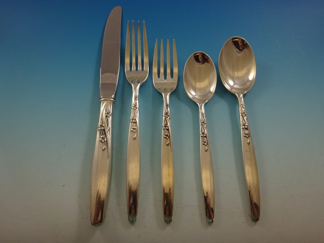 Lunt Summer Song Sterling Silver 63 Piece Flatware Service for 12 (1 of 9)