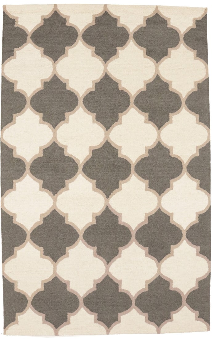 Multicolored Hand-Tufted Wool Area Rug 5x8 ft Modern Design: Multicolored Hand-Tufted Wool Area Rug 5x8 ft Modern Design Enhance your home decor with this stunning 5x8 ft hand-tufted plush wool rug. Featuring a vibrant multicolored striped design, this modern a