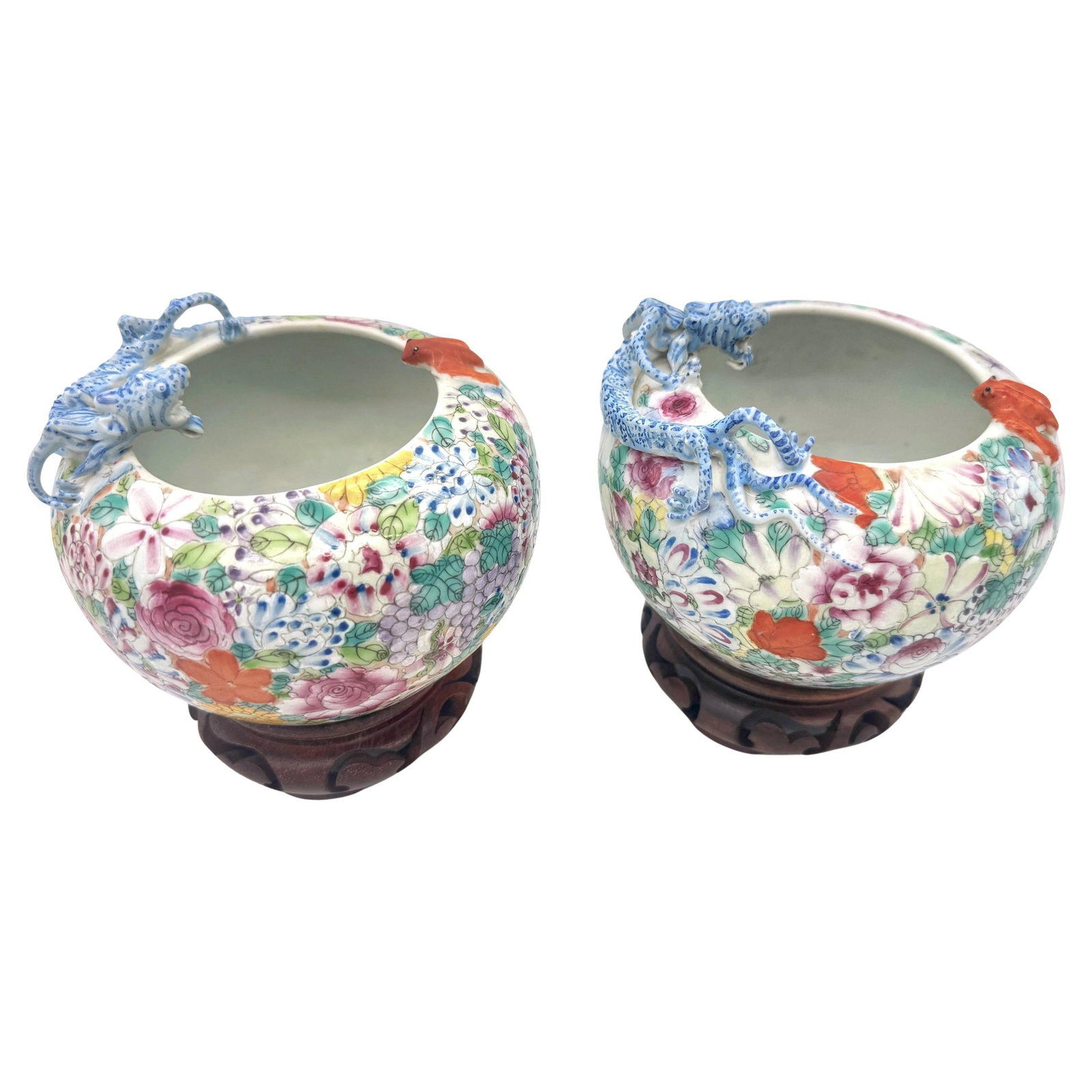 Set of 2 Chinese Thousand Flowers Porcelain Vases with Hardwood Stands: Set of 2 Chinese Thousand Flowers Porcelain Vases with Hardwood Stands This remarkable pair of Chinese Thousand Flowers Porcelain Figural Vases, dating from the Late Qing Dynasty (1644-1911), features