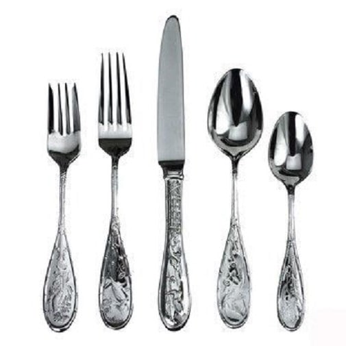 Ricci Japanese Bird Audubon 48-Piece Stainless Flatware Set: Ricci Japanese Bird Audubon 48-Piece Stainless Flatware Set Elevate your dining experience with the exquisite Japanese Bird Audubon Flatware Set by Ricci. This stunning collection is handcrafted from 