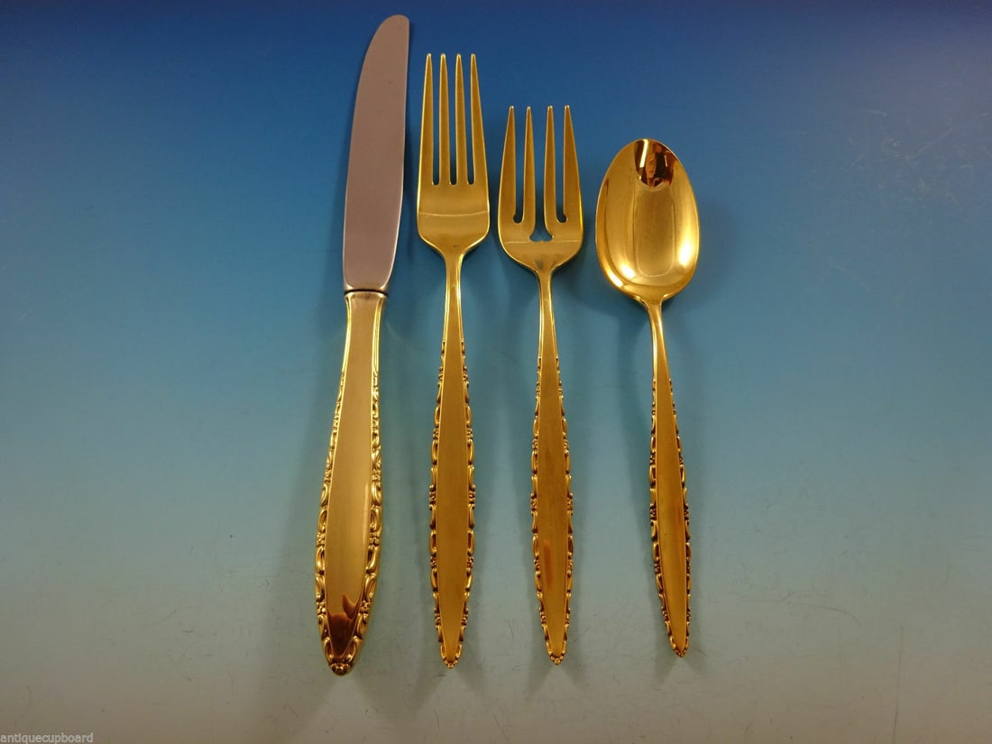 Lunt Lace Point Vermeil 4pc Sterling Silver Place Setting with Gold Wash: Lunt Lace Point Vermeil 4pc Sterling Silver Place Setting with Gold Wash Enhance your dining experience with this exquisite 4-piece place setting from Lunt, featuring the elegant Lace Point Vermeil pa