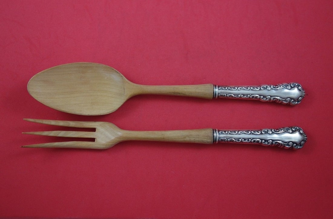 Roden Louis XV Sterling Silver 2pc Salad Serving Set with Wood 10in: Roden Louis XV Sterling Silver 2pc Salad Serving Set with Wood 10in Enhance your dining experience with this exquisite 2-piece salad serving set in the elegant Louis XV pattern by Roden. Crafted from 