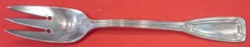 Tiffany & Co Saint Dunstan Sterling Silver Salad Fork 3-Tine 6 3/4": Tiffany & Co Saint Dunstan Sterling Silver Salad Fork 3-Tine 6 3/4" This exquisite salad fork is part of the Saint Dunstan pattern by Tiffany & Co., crafted from sterling silver. Measuring 6 3/4 inche