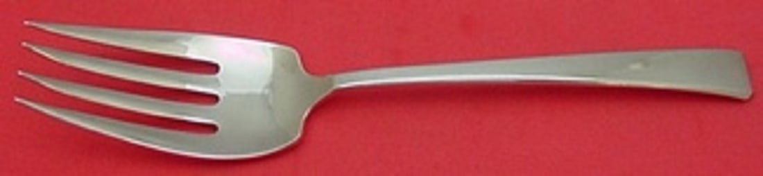 Towle Craftsman Sterling Silver Cold Meat Fork 8 Inch Serving: Towle Craftsman Sterling Silver Cold Meat Fork 8 Inch Serving This elegant 8" cold meat fork from the Craftsman pattern by Towle is crafted from high-quality sterling silver, making it a perfect addit