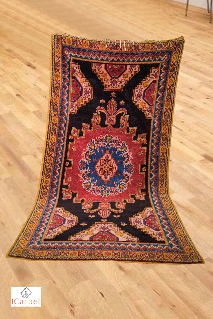 Eco-Friendly Moroccan Wool Carpet Black Red Handmade Berber 260 x 150 cm: Eco-Friendly Moroccan Wool Carpet Black Red Handmade Berber 260 x 150 cm Enhance your living space with this eco-friendly Moroccan handmade carpet, beautifully crafted by skilled Berber women in Tazna