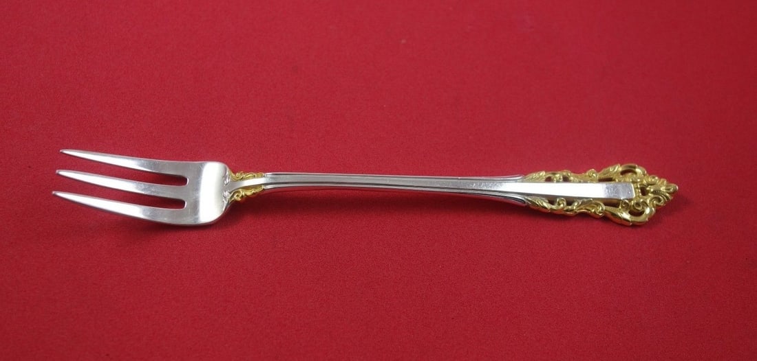 Gorham Medici New Golden Sterling Silver Cocktail Fork 5 5/8 Vintage: Gorham Medici New Golden Sterling Silver Cocktail Fork 5 5/8 Vintage This exquisite cocktail fork features the elegant Medici New Golden pattern by Gorham. Crafted from high-quality sterling silver, t