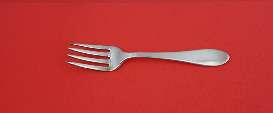 Gorham Old Colony New Sterling Silver Baby Fork 4 1/4": Gorham Old Colony New Sterling Silver Baby Fork 4 1/4" This exquisite baby fork from Gorham features the elegant Old Colony New pattern, crafted from high-quality sterling silver. Measuring 4 1/4" in 