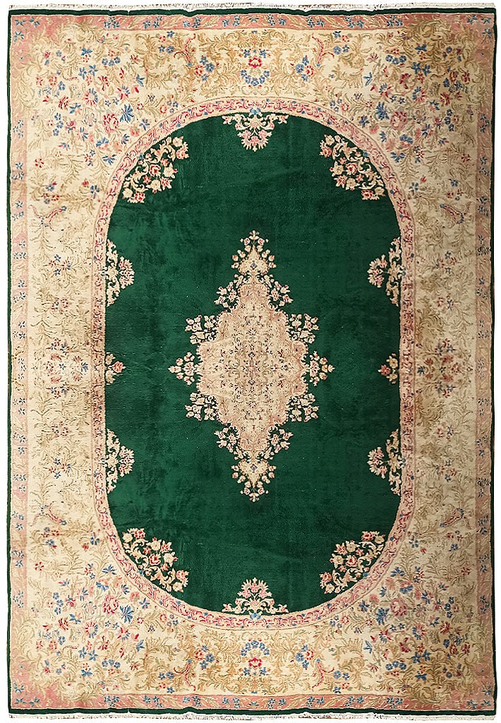 Authentic Persian Kerman Rug 9'10 x 17' Emerald Green: Authentic Persian Kerman Rug 9'10 x 17' Emerald Green Free continental US Shipping Discover the elegance of this authentic Persian Kerman rug, measuring 9.10 x 17.0 feet. This stunning piece features 