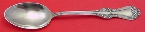 Frank Smith Countess Sterling Silver 7 Place Soup Spoon: Frank Smith Countess Sterling Silver 7 Place Soup Spoon This vintage place soup spoon is crafted in the Countess pattern by Frank Smith. Made of sterling silver, it measures 7 inches in length and ori