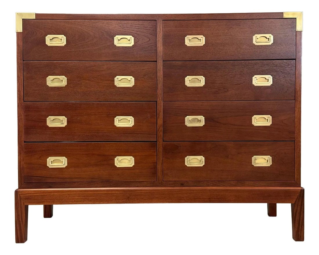 1960s Campaign Dresser Solid Teak Brass Hardware 8 Drawers: 1960s Campaign Dresser Solid Teak Brass Hardware 8 Drawers This exquisite 1960s solid teak campaign dresser features a refined design with eight spacious drawers, showcasing hand-cut dovetails and pol