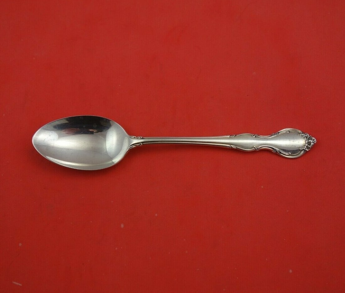 Alvin Pirouette Sterling Silver 7 Inch Place Soup Spoon: Alvin Pirouette Sterling Silver 7 Inch Place Soup Spoon Elevate your dining experience with this exquisite Pirouette by Alvin Sterling Silver Place Soup Spoon. Measuring 7 inches, this spoon features 
