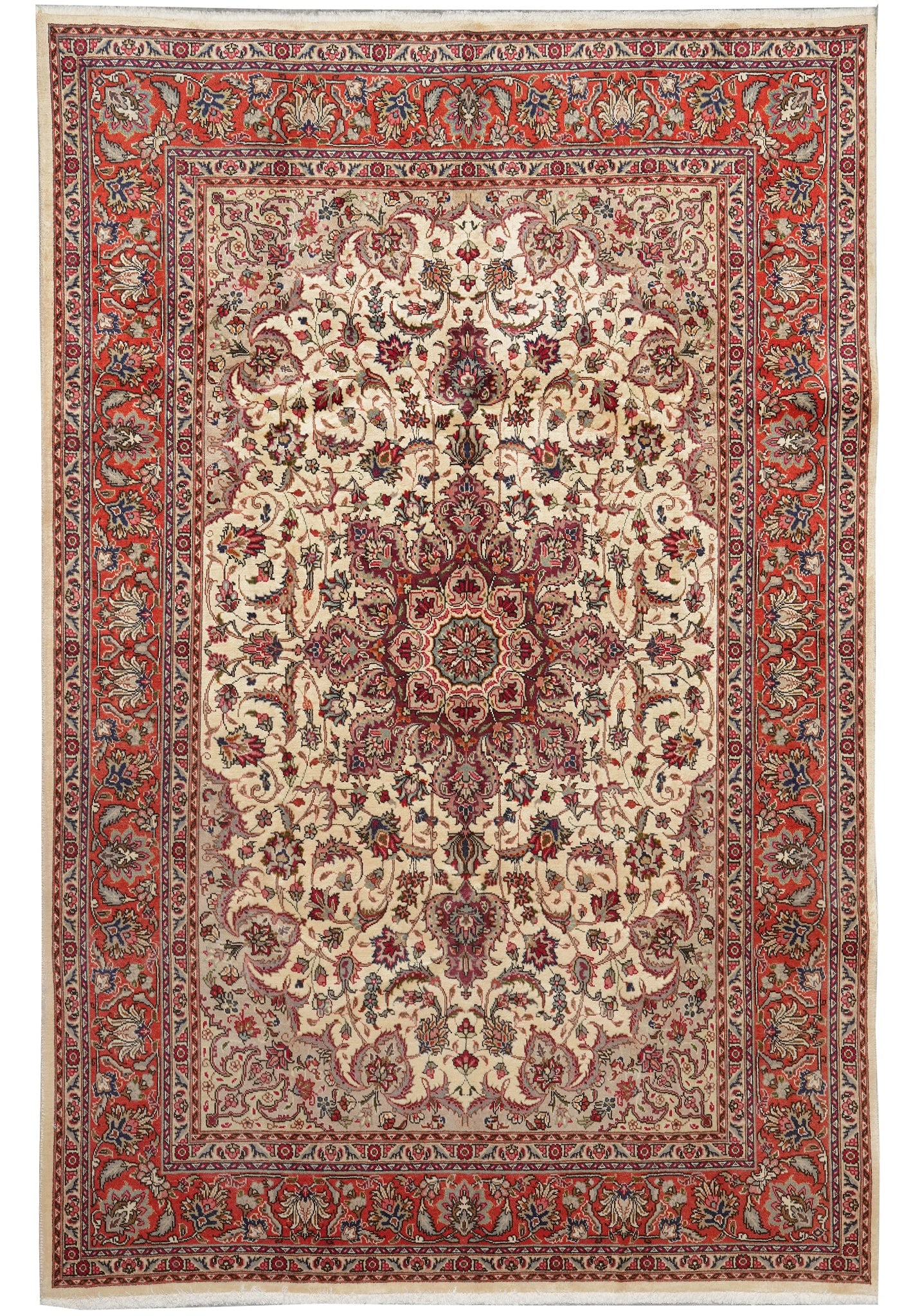 Persian Esfahan Hand-Knotted Wool Rug 6.8 x 10 ft Classic Medallion Design: Persian Esfahan Hand-Knotted Wool Rug 6.8 x 10 ft Classic Medallion Design Free continental US Shipping This pre-owned Persian Esfahan wool rug is hand-knotted by master artisans in Isfahan, Iran, ren