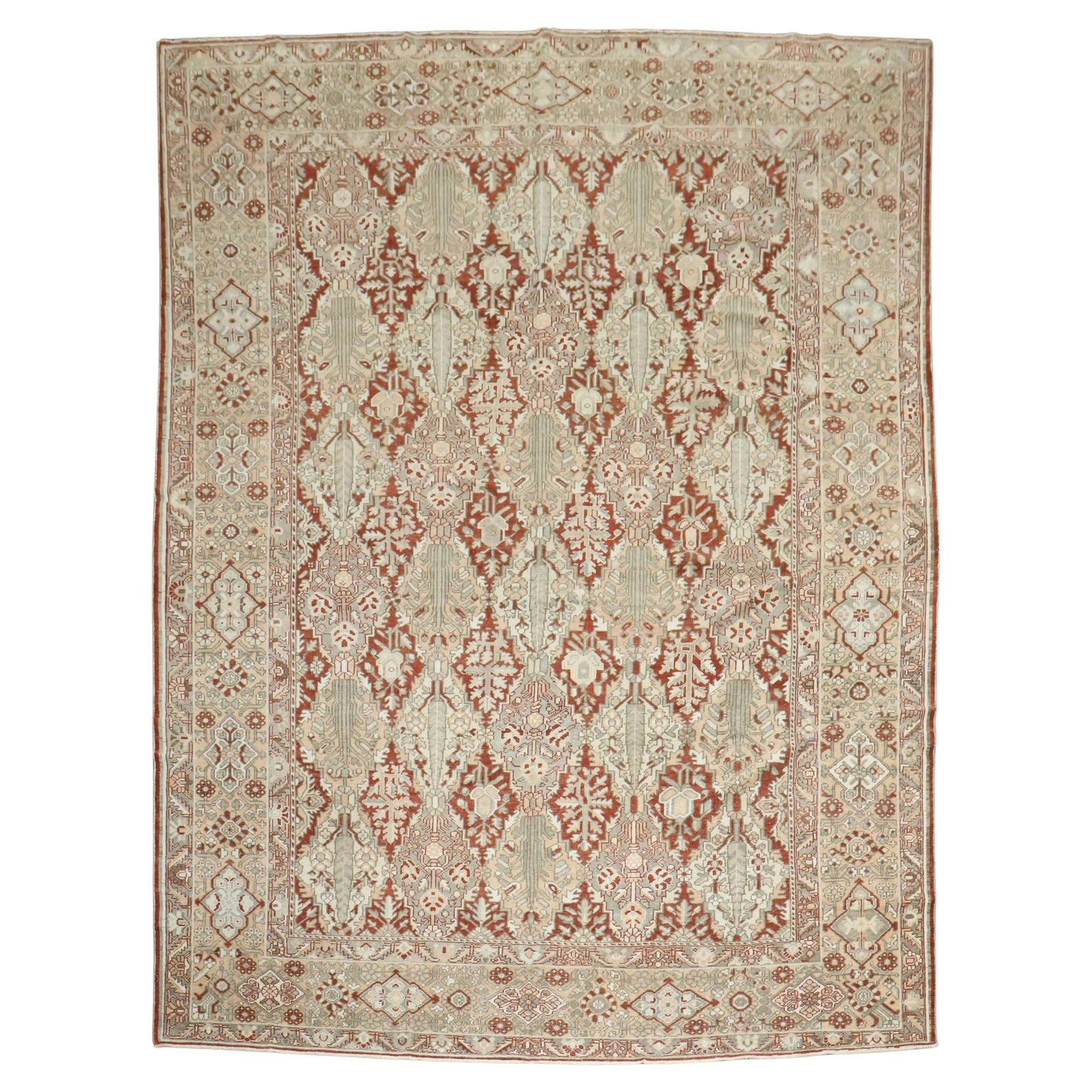 Room Size 1930s Persian Bakhtiari Wool Rug 10'6" x 13'4": Room Size 1930s Persian Bakhtiari Wool Rug 10'6" x 13'4" This is an antique Persian Bakhtiari rug from the 1930s, crafted in the Serapi style. The rug is hand-knotted from wool and features a room-siz