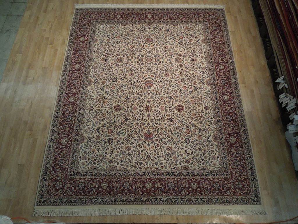 8.1 x 10 Handmade Pakistan Wool Silk Area Rug 200 KPSI Traditional: 8.1 x 10 Handmade Pakistan Wool Silk Area Rug 200 KPSI Traditional Free continental US Shipping Enhance your home with this exquisite 8.1 x 10 fine-quality handmade Pakistan rug, featuring a remarkabl