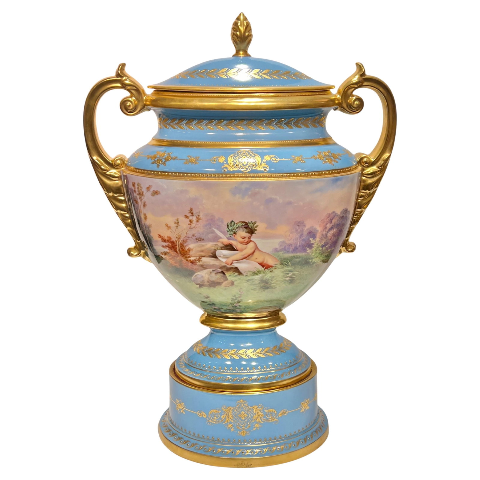 Hutschenreuther Neoclassical Porcelain Vase With Lid Gilt And Hand Painted Cherubs: Hutschenreuther Neoclassical Porcelain Vase With Lid Gilt And Hand Painted Cherubs This large German Neoclassical porcelain vase with cover was crafted by Hutschenreuther circa 1920. The vase is finel