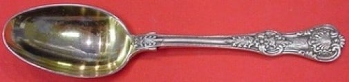 Tiffany & Co English King Gold Wash Sterling Silver Spoon 6": Tiffany & Co English King Gold Wash Sterling Silver Spoon 6" This exquisite English King pap spoon by Tiffany & Co. is a stunning addition to any silverware collection. Crafted from high-quality sterl