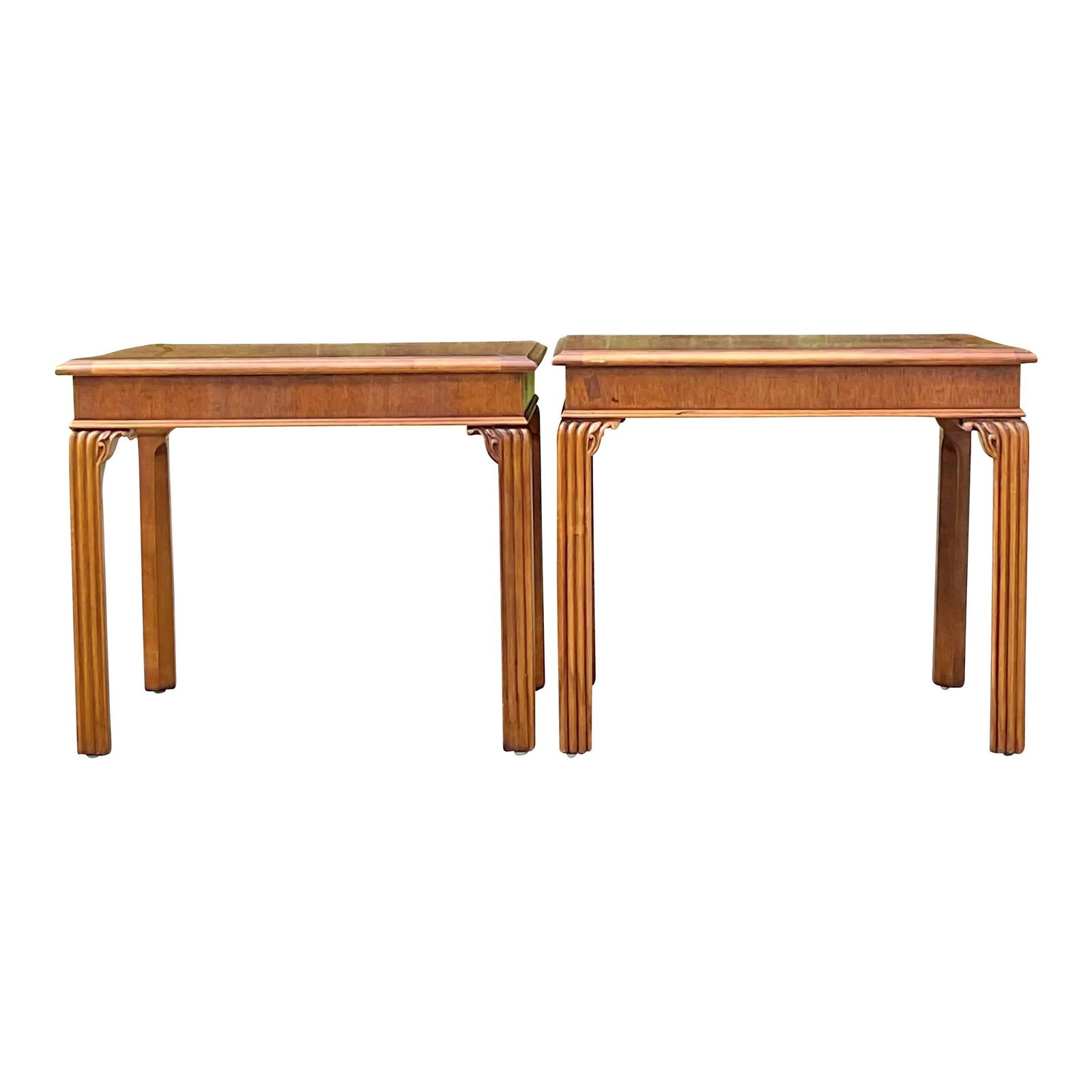 Charming Vintage Henredon Fluted Side Tables Pair in Chocolate Wood (1 of 10)