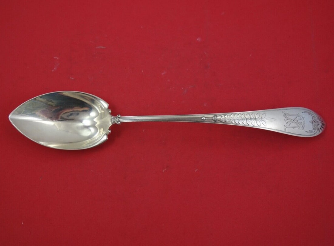 Gorham Palm Sterling Silver Stuffing Spoon 12 1/2 Inch Monogrammed: Gorham Palm Sterling Silver Stuffing Spoon 12 1/2 Inch Monogrammed This exquisite Palm by Gorham serving spoon is crafted from high-quality sterling silver, showcasing the elegant Palm pattern. Measur