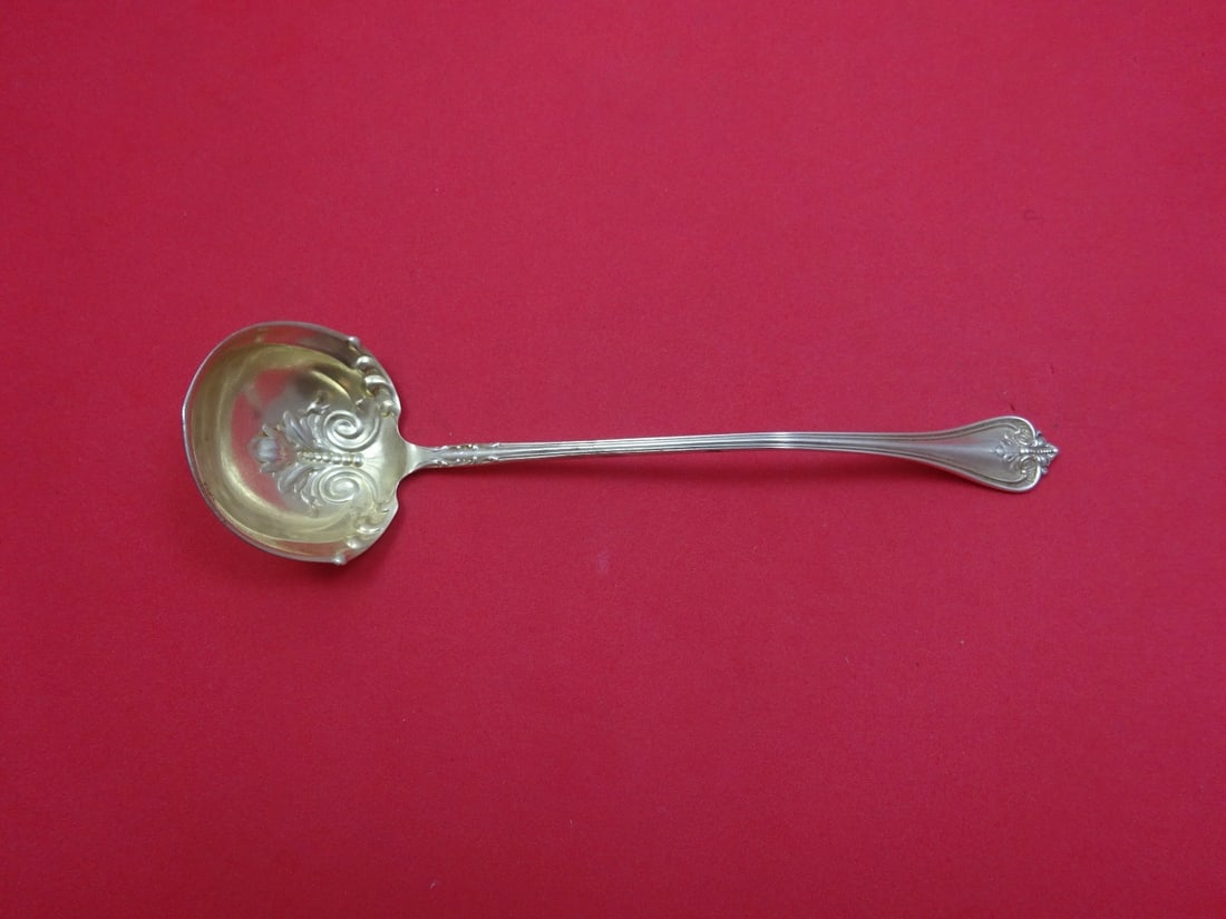 Towle Richmond Sterling Silver Sauce Ladle Gold Washed 6.5 Inches: Towle Richmond Sterling Silver Sauce Ladle Gold Washed 6.5 Inches This exquisite sauce ladle from Towle is crafted in sterling silver and features a beautiful gold wash finish, making it a stunning ad
