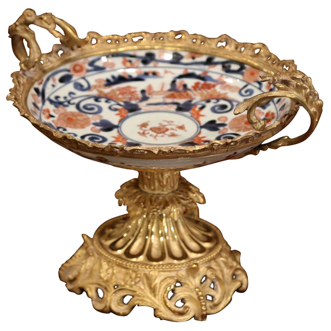 Japanese Imari Porcelain Vide Poche on Louis XV Gilt Bronze Stand (1 of 8)