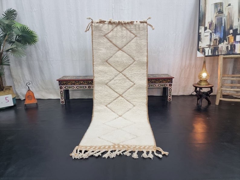 Authentic Handmade Moroccan Berber Runner Rug 2.62x6.56ft: Authentic Handmade Moroccan Berber Runner Rug 2.62x6.56ft Discover the beauty of this authentic handmade Moroccan Berber runner rug, expertly handwoven by local Berber women weavers in the picturesque