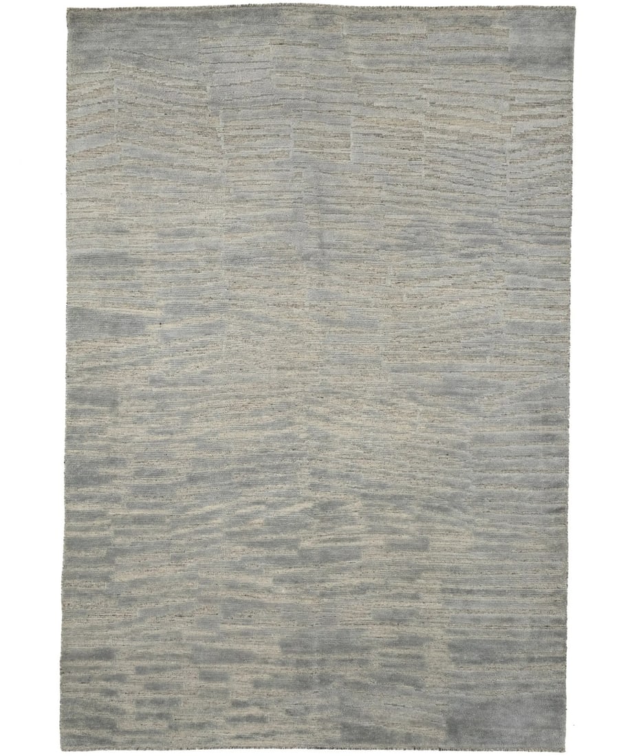 Bas-Relief Modern Gray Hand-Knotted Wool Area Rug 6'0 x 9'0: Bas-Relief Modern Gray Hand-Knotted Wool Area Rug 6'0 x 9'0 Enhance your living space with this exquisite Bas-Relief Modern Gray Wool Hand-Knotted Area Rug. Measuring 6'0 x 9'0, this rectangle-shaped 