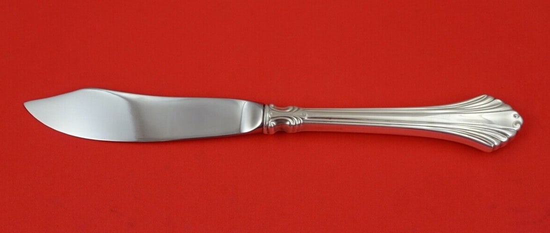 Wallace French Regency Sterling Silver Fish Knife 8 1/2 Inch Unused: Wallace French Regency Sterling Silver Fish Knife 8 1/2 Inch Unused This exquisite fish knife from the French Regency pattern by Wallace is crafted from sterling silver, featuring a hollow handle with
