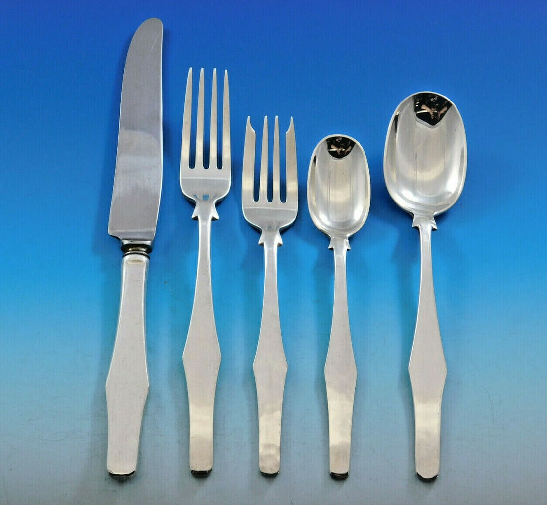 Porter Blanchard Sterling Silver Flatware Set for 4 20 Pieces Arts & Crafts Style: Porter Blanchard Sterling Silver Flatware Set for 4 20 Pieces Arts & Crafts Style Elevate your dining experience with this exquisite 20-piece Sterling Silver Flatware Set by Porter Blanchard, crafted 