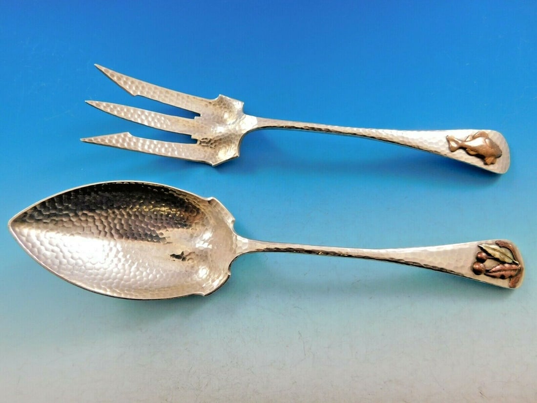 Gorham Applied Metals Sterling Silver Salad Set 2pc with Fish and Cherries: Gorham Applied Metals Sterling Silver Salad Set 2pc with Fish and Cherries Discover this exquisite 2-piece salad serving set by Gorham, crafted from high-quality sterling silver. This set, part of the