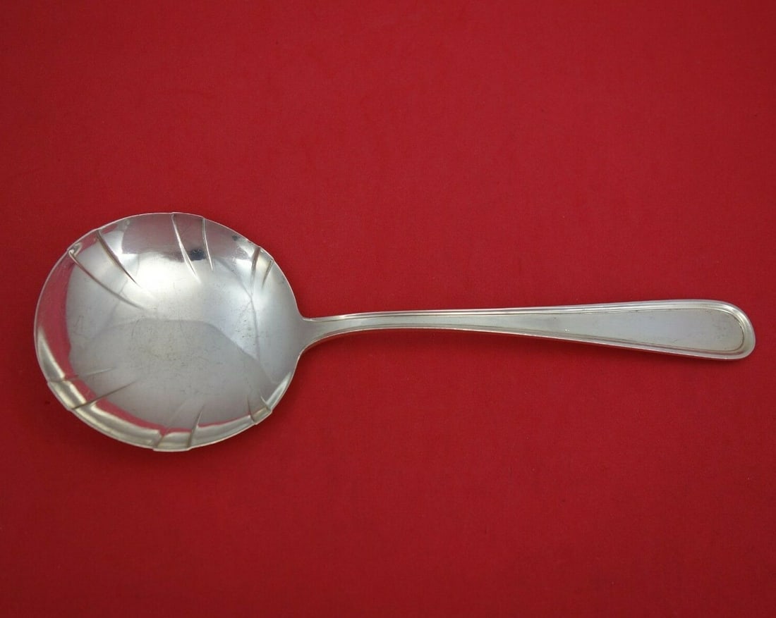 Kirk Calvert Vintage Sterling Silver 9 3/8" Pea Spoon: Kirk Calvert Vintage Sterling Silver 9 3/8" Pea Spoon Discover a stunning vintage serving spoon from the renowned Kirk brand. This 9 3/8" pea spoon showcases the elegant Calvert pattern, crafted from 
