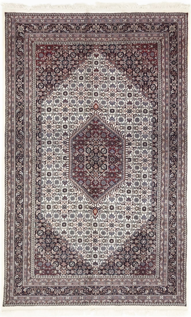 Hand-Knotted Wool Indo-Bidjar Rug 6'0 x 9'5 Floral Tribal Design: Hand-Knotted Wool Indo-Bidjar Rug 6'0 x 9'5 Floral Tribal Design This hand-knotted Indo-Bidjar area rug features a floral and tribal pattern with a modern design, crafted in India from wool. The rug m