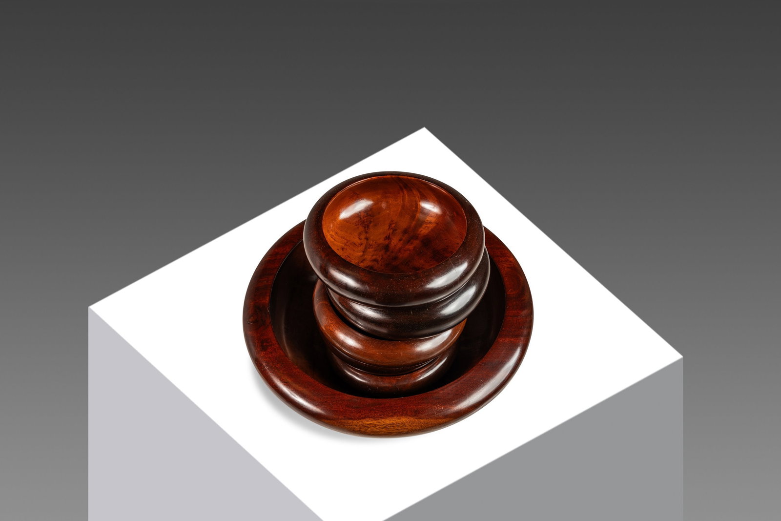 Set of 6 Danish Modern Hand-Turned Cherry Wood Serving Bowls 1960s: Set of 6 Danish Modern Hand-Turned Cherry Wood Serving Bowls 1960s This exquisite set of six hand-turned serving bowls showcases the beauty of solid cherry wood, embodying the Danish Organic Modern