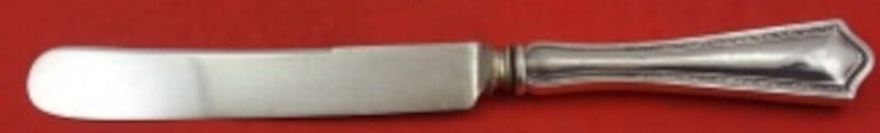 SSMC-Saart Arcadia Sterling Silver Dinner Knife Old French 9 3/4 inch: SSMC-Saart Arcadia Sterling Silver Dinner Knife Old French 9 3/4 inch This Arcadia dinner knife, crafted by SSMC-Saart, features a stunning sterling silver hollow handle paired with a silverplate blad