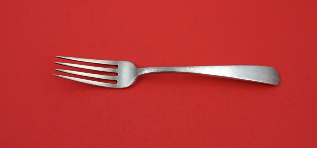 Shreve & Co Old English Sterling Silver Dinner Fork 7.5 inches: Shreve & Co Old English Sterling Silver Dinner Fork 7.5 inches This exquisite dinner fork features the classic Old English pattern by Shreve & Co., crafted from high-quality sterling silver. Measuring