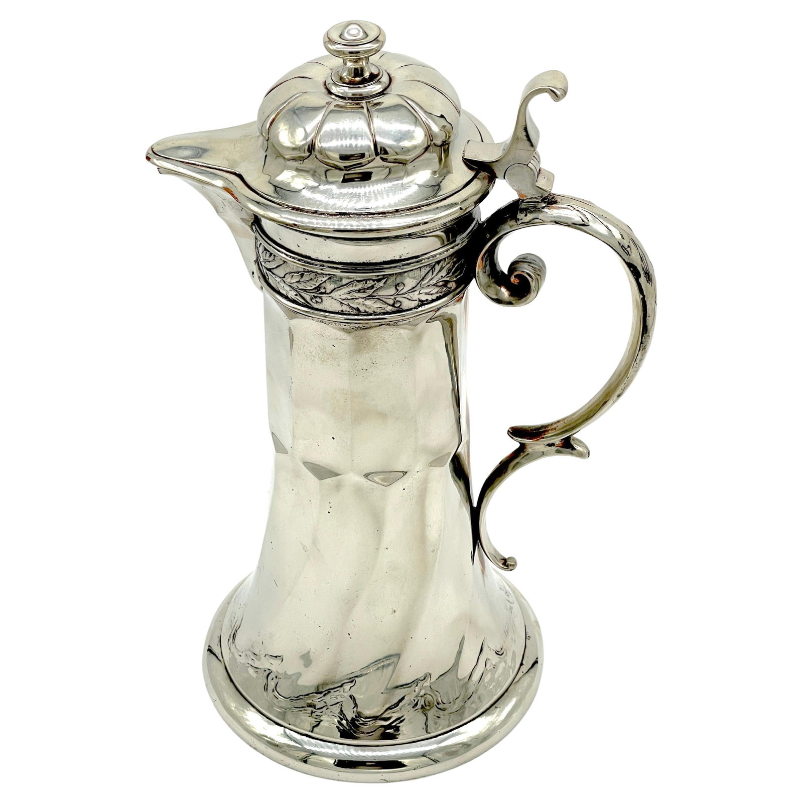Kayserzinn Art Nouveau Silver on Copper Flagon 16in Wave Motif Germany 1900s: Kayserzinn Art Nouveau Silver on Copper Flagon 16in Wave Motif Germany 1900s Discover the elegance of the Art Nouveau 'Wave' motif silver on copper flagon, crafted by Kayserzinn in Germany during the 