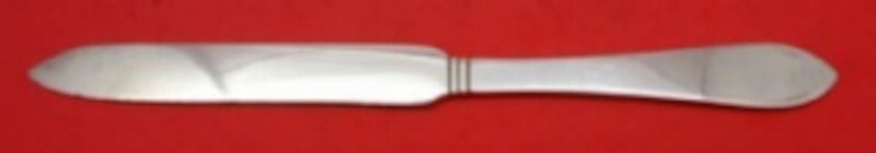 Dominick & Haff Pointed Antique Sterling Silver Dessert Knife 8 1/8": Dominick & Haff Pointed Antique Sterling Silver Dessert Knife 8 1/8" This exquisite dessert knife from the renowned Dominick & Haff features the elegant Pointed Antique pattern, embodying classic desi