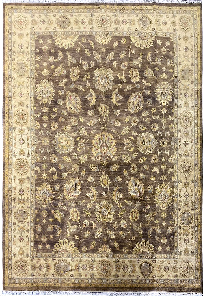 Handcrafted 8.1 x 10.1 Brown Agra Rug in Natural Wool: Handcrafted 8.1 x 10.1 Brown Agra Rug in Natural Wool Free continental US Shipping Enhance your home with this exquisite 8.1 x 10.1-foot New Quality Agra Rug, featuring a warm brown hue that brings el
