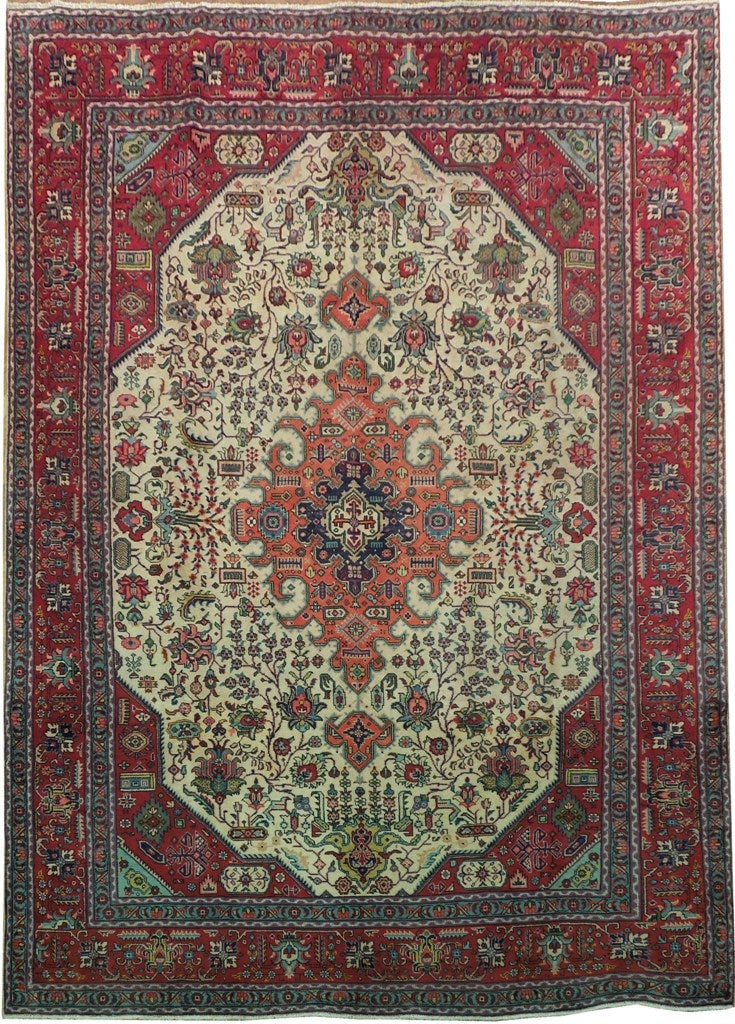 8.4 x 12.1 Persian Tabriz Wool Area Rug: 8.4 x 12.1 Persian Tabriz Wool Area Rug Free continental US Shipping Discover the elegance of this 8.4 x 12.1 Genuine Persian Tabriz Wool Rug, meticulously crafted to enhance any living space. This lu