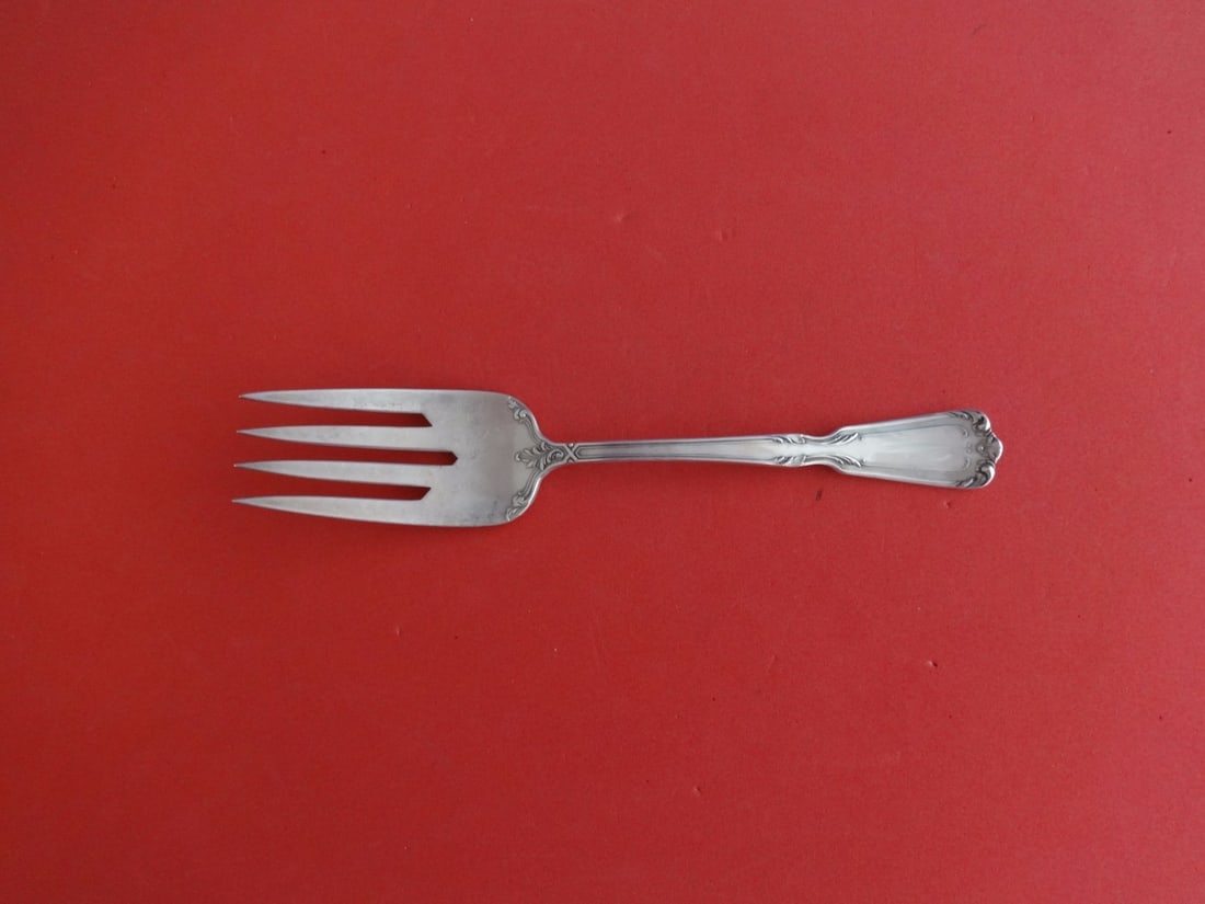 Reed Barton Chambord Sterling Silver Serving Fork 7 5/8: Reed Barton Chambord Sterling Silver Serving Fork 7 5/8 A Reed & Barton Chambord sterling silver cold meat fork in the Chambord pattern. This serving fork dates to the 1900-1940 period, was made in th