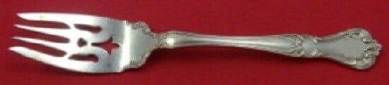 Gorham Buckingham Sterling Silver Salad Fork 6 3/8" 4-Tine Pierced: Gorham Buckingham Sterling Silver Salad Fork 6 3/8" 4-Tine Pierced This exquisite salad fork is part of the Buckingham pattern by Gorham, crafted from high-quality sterling silver. Measuring 6 3/8 inc