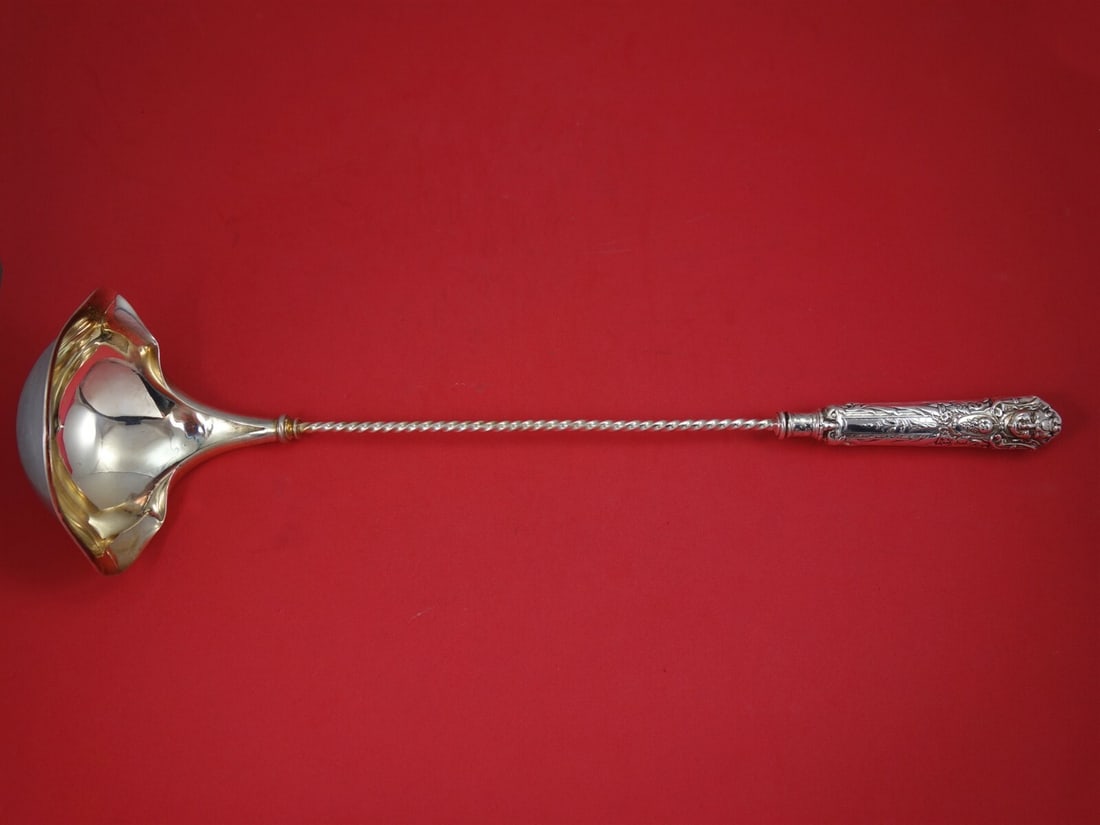 Reed and Barton Renaissance Silverplate Punch Ladle 18 3/4" Twisted Handle: Reed and Barton Renaissance Silverplate Punch Ladle 18 3/4" Twisted Handle This exquisite Renaissance Punch Ladle by Reed and Barton is a timeless addition to any collection. Crafted from silverplate,