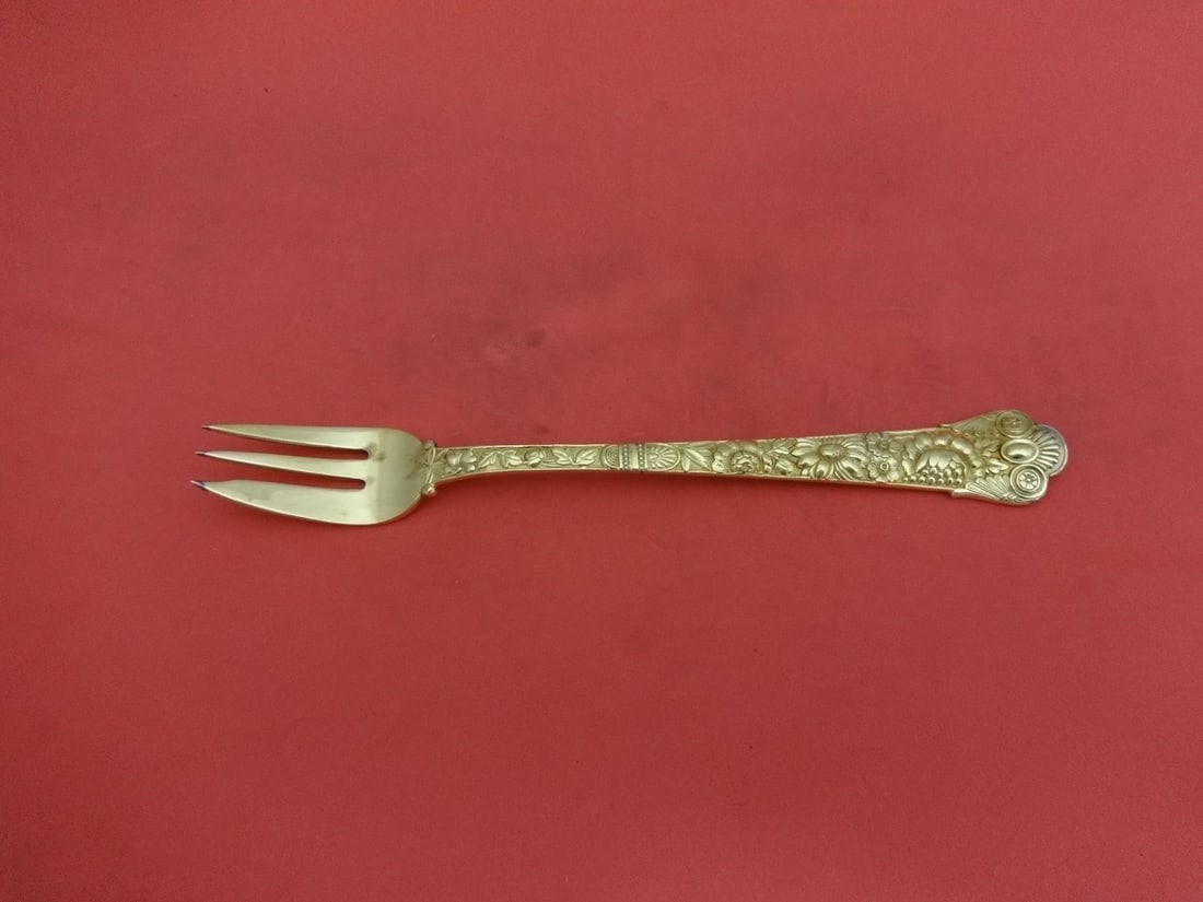 Gorham Cluny Vermeil Sterling Silver Cocktail Fork 6 Inch: Gorham Cluny Vermeil Sterling Silver Cocktail Fork 6 Inch This exquisite 6-inch cocktail fork is crafted from sterling silver in the elegant Cluny Vermeil pattern by Gorham. It features a classic desi