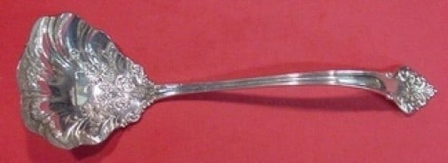 Reed and Barton Elegante Sterling Silver Soup Ladle 11 inch Floral Design: Reed and Barton Elegante Sterling Silver Soup Ladle 11 inch Floral Design This exquisite soup ladle, crafted from sterling silver by Reed & Barton, features a stunning floral design in the bowl and a 